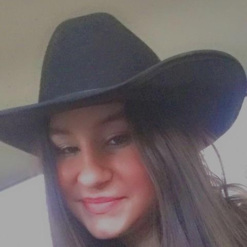 Meet your Posher, Kendra